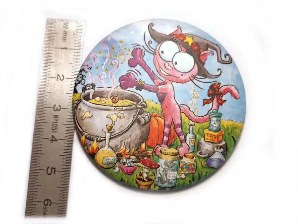 Mesures du magnet La fée chat Rabosse mesure